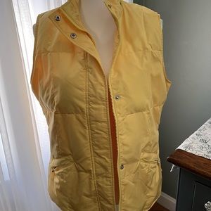 Talbots yellow vest. Great condition. Womens size medium. Zip away collar hood.